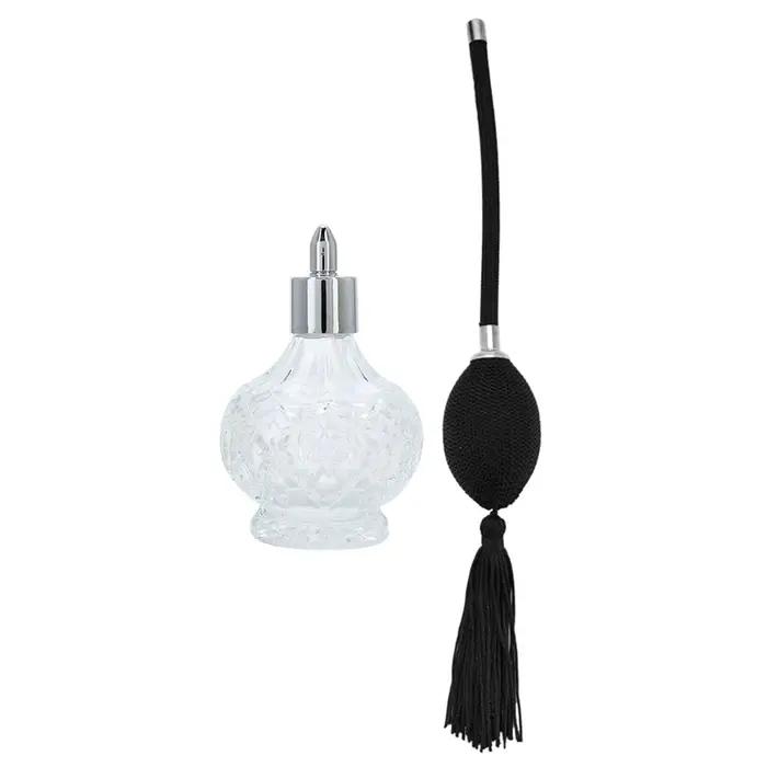 Bouteille rechargeable en verre avec pompon vaporisateur pour parfum et soins de la peau élégante à offrir pour femmes occasions spéciales