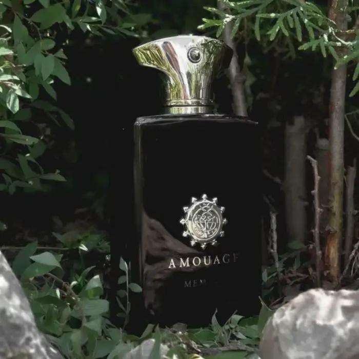 Parfum floral boisé AMOUAGE pour homme longue durée romantique élégant usage quotidien confiance charme occasions spéciales