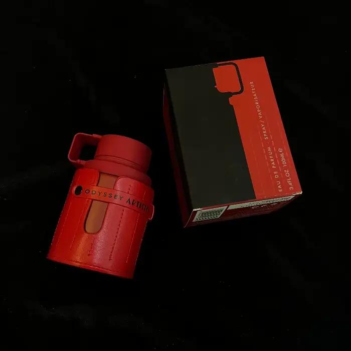 Armaf Odyssey Parfum woody unisexe Eau De Parfum durable pour les voyages d'affaires Dates romantiques Événements serrés et cadeau à usage quotidien