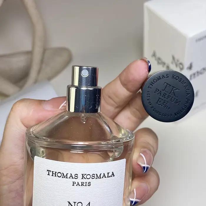 Élégant No.4 Eau De Toilette Boisée Longue Durée Parfum Woody Unisexe Pour Femmes Hommes Occasions Spéciales