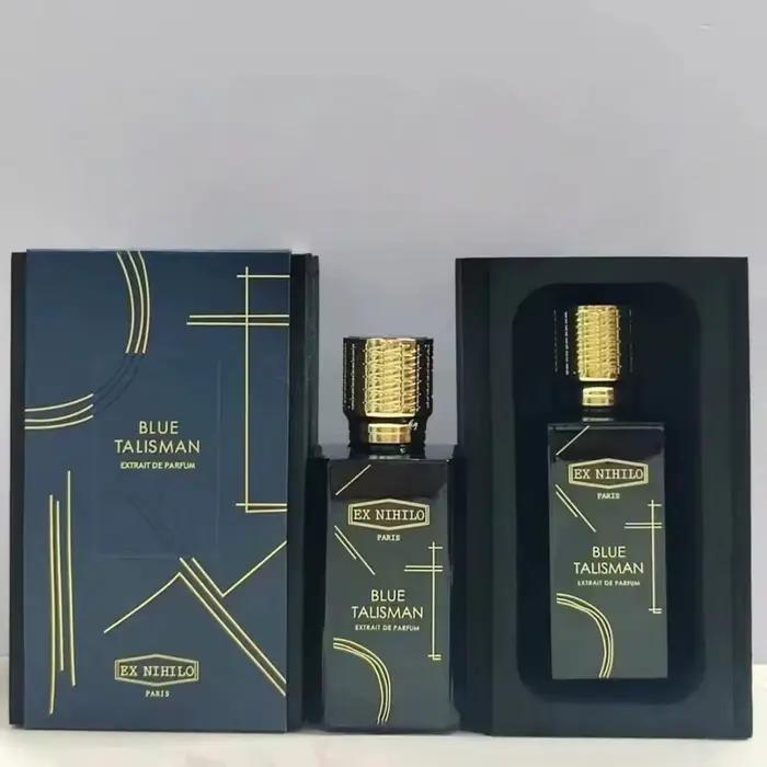 Ex Nihilo propose un parfum boisé pour homme, Blue Talisman, et un parfum pour femme, Fleur Narcotiq