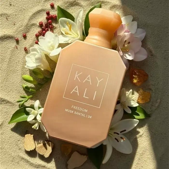 Parfum unisexe Kayali 100ml fragrance florale musquée santal bergamote poivre rose lavande ambre pour homme femme occasions spéciales sortie soirée