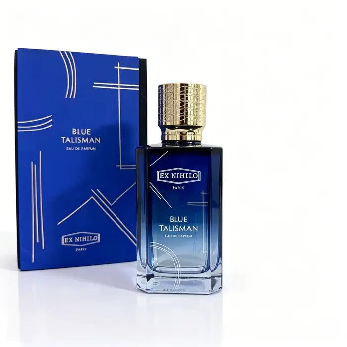 Ex Nihilo propose un parfum boisé pour homme, Blue Talisman, et un parfum pour femme, Fleur Narcotique