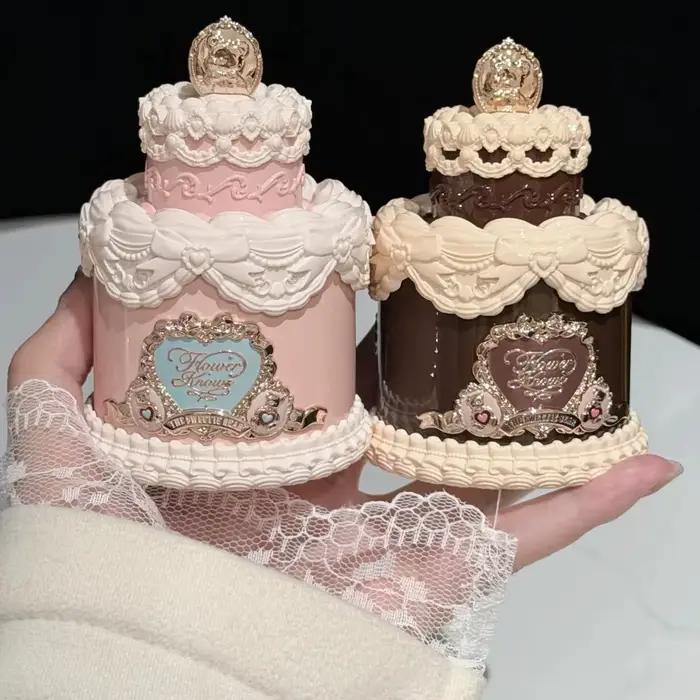 Parfum unisexe Flower Knows Knight Unicorn Sweetie Bear fragrance florale fruitée rose lait musc longue tenue senteur douce élégante effet skin scent occassions spéciales